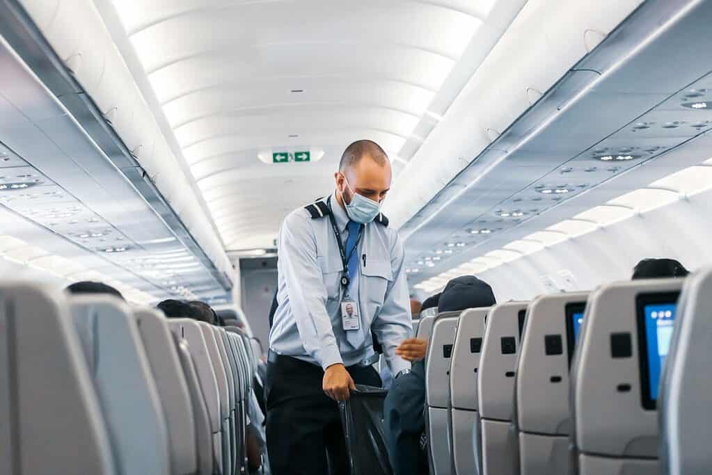 travelling in a pandemic - Travelling in a Pandemic: Crucial Safe Travel Tips Flying in a pandemic
