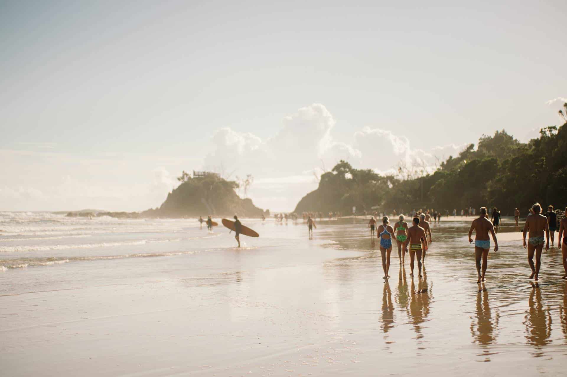 surfing holidays - Best Destinations for Surfing Holidays Around the World Surfing holidays in Byron Bay, Australia