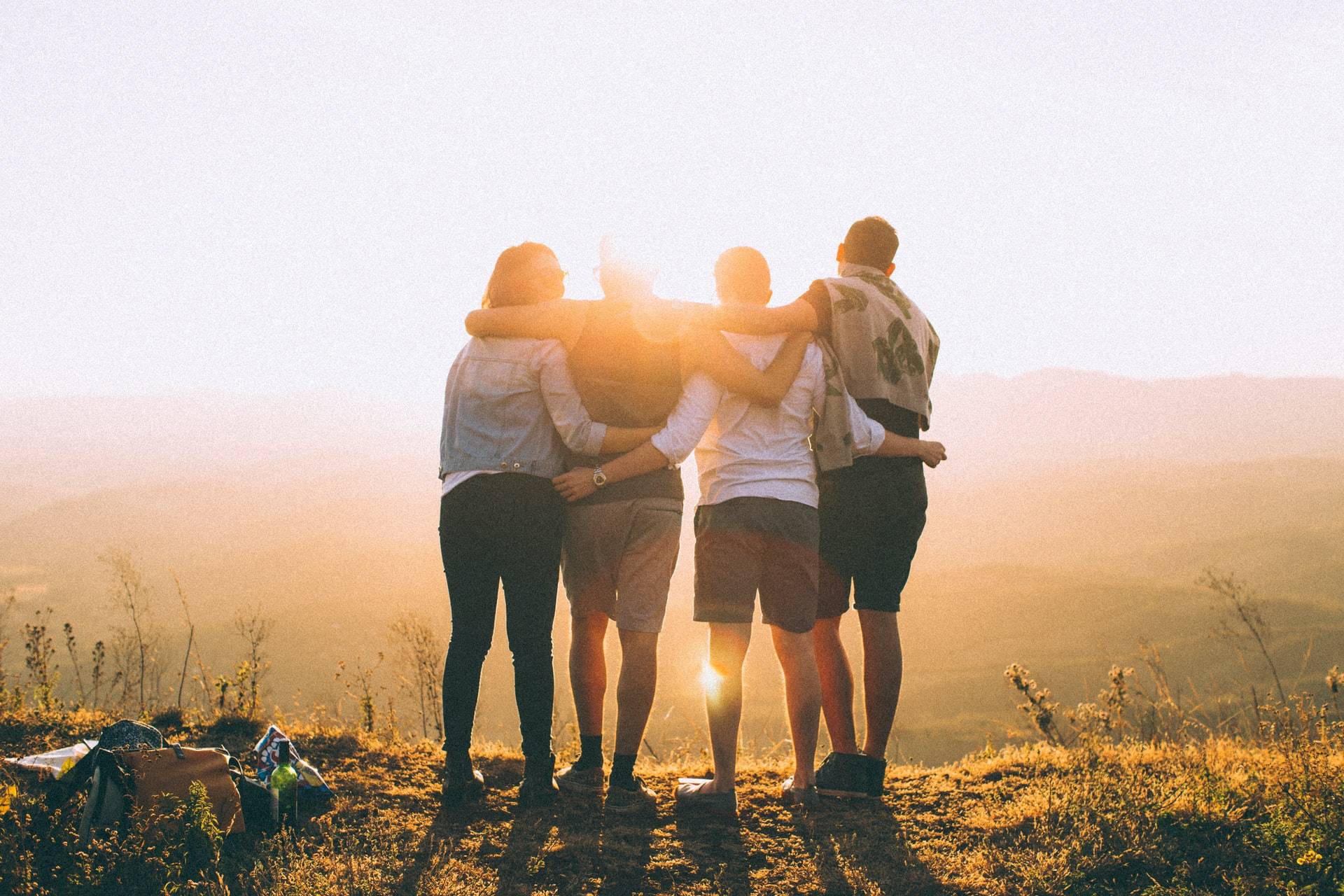 Group travel for 20 somethings - Group Travel Trips to Take in Your 20's Group travel for 20 somethings