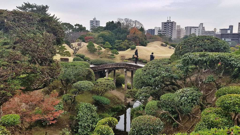 Suizenji Garden - bridge