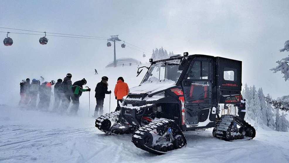 Piste car at Ski Juwel