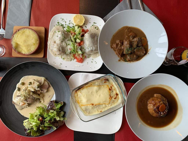Traditional food at Ces Belges a Vous