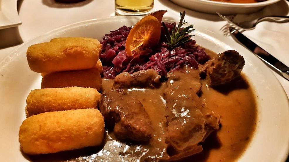 Meal at the Wirtshaus Walserstube Paznauner Bauernmuseum
