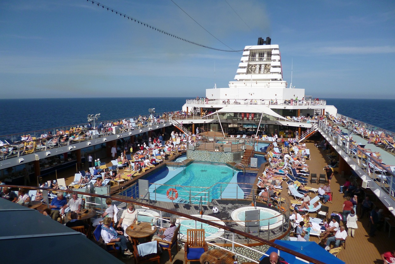 Internet on Cruise Ships - Internet on Cruise Ships: 6 Tips to Stay Connected Internet on cruise ships