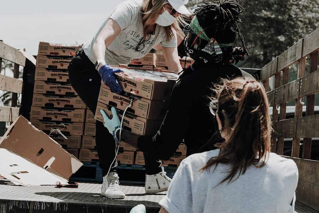 What to Know Before Volunteering Abroad - What to Know Before Volunteering Abroad Volunteer work