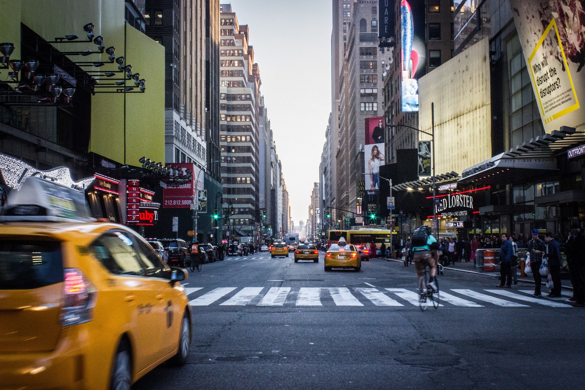 How to Choose the Right Travel Insurance - How to Choose the Right Travel Insurance: An Analytical Guide Yellow cab in New York City, USA.